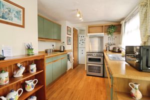 Photo 21- click for photo gallery